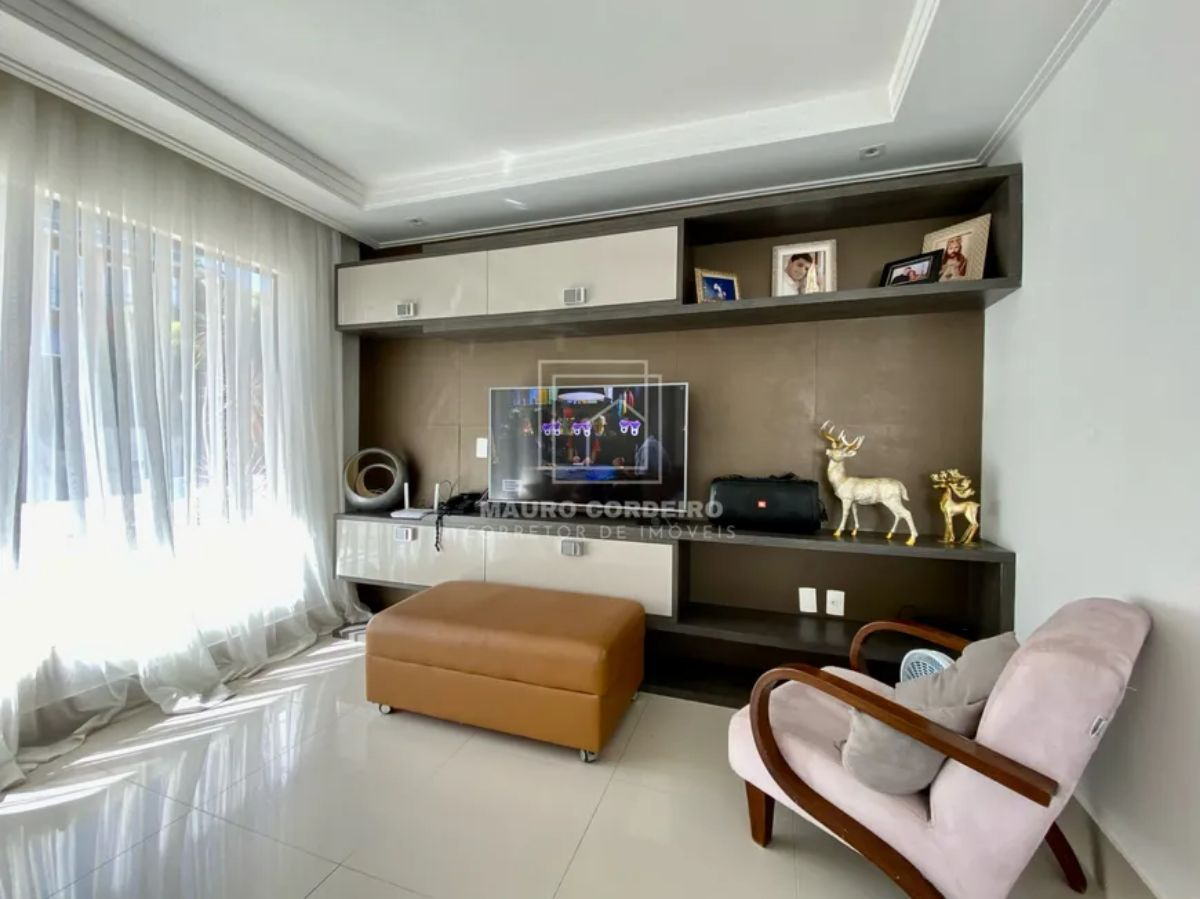Casa, 4 quartos, 266 m² - Foto 4