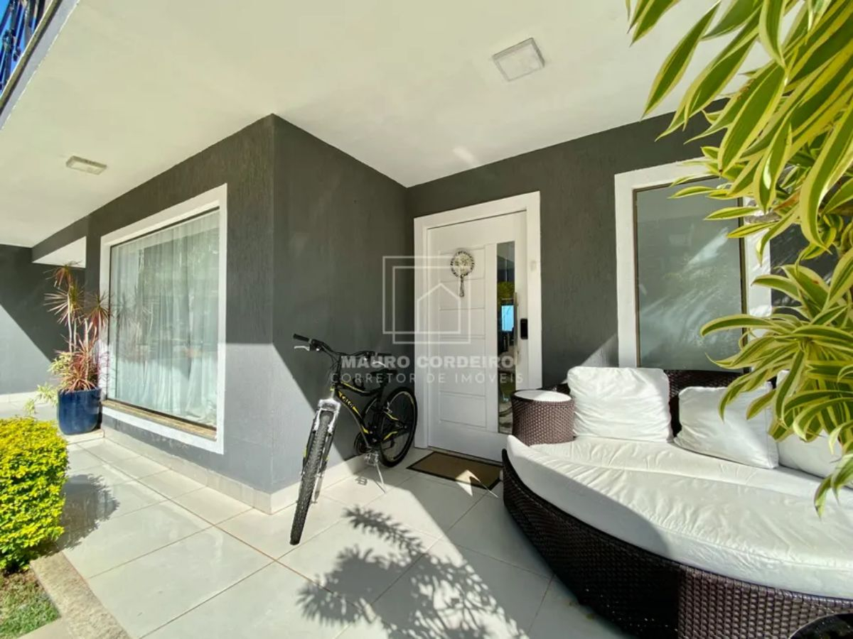 Casa, 4 quartos, 266 m² - Foto 1