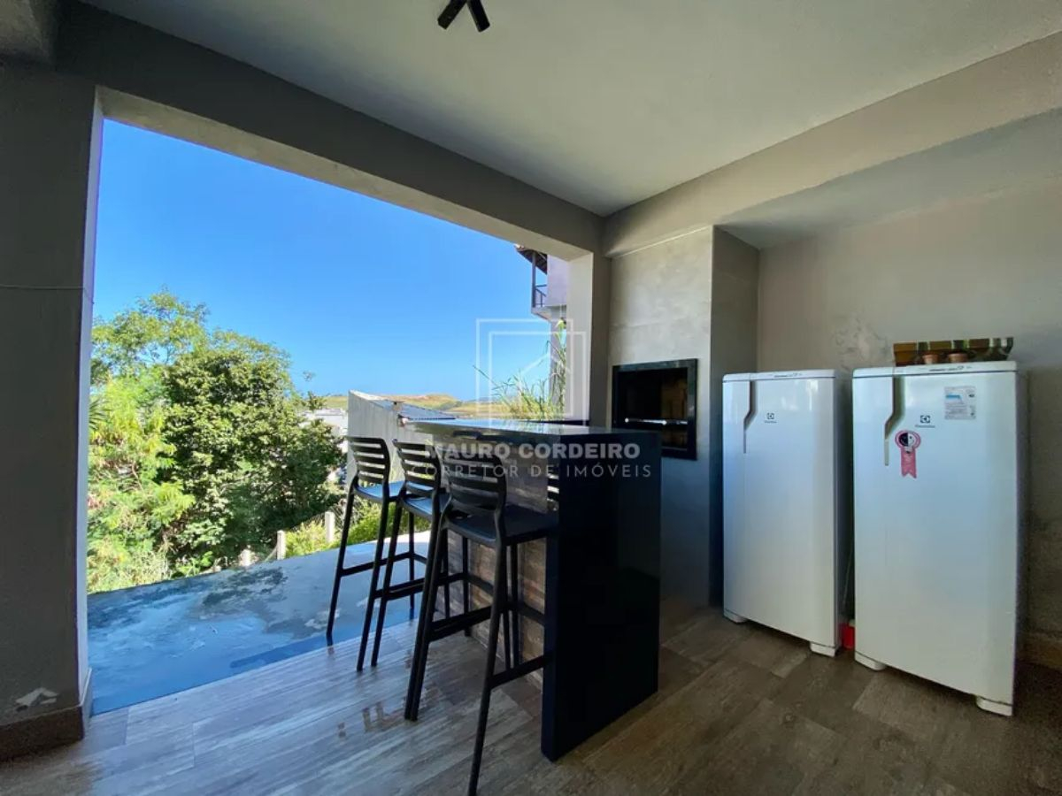 Casa, 4 quartos, 266 m² - Foto 2