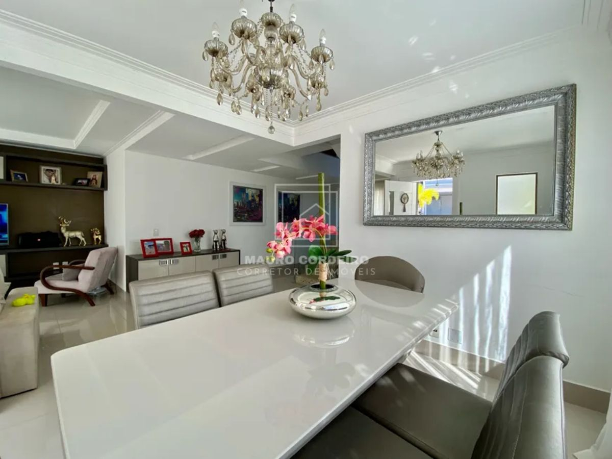 Casa, 4 quartos, 266 m² - Foto 18