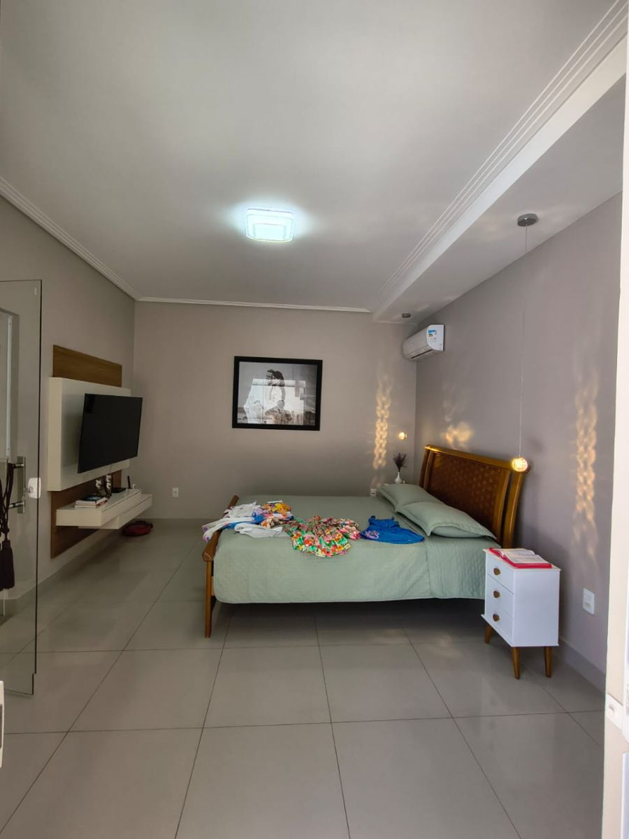 Casa, 3 quartos, 211 m² - Foto 9