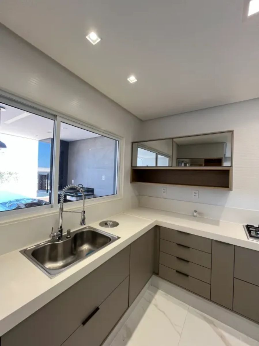 Casa, 4 quartos, 262 m² - Foto 5