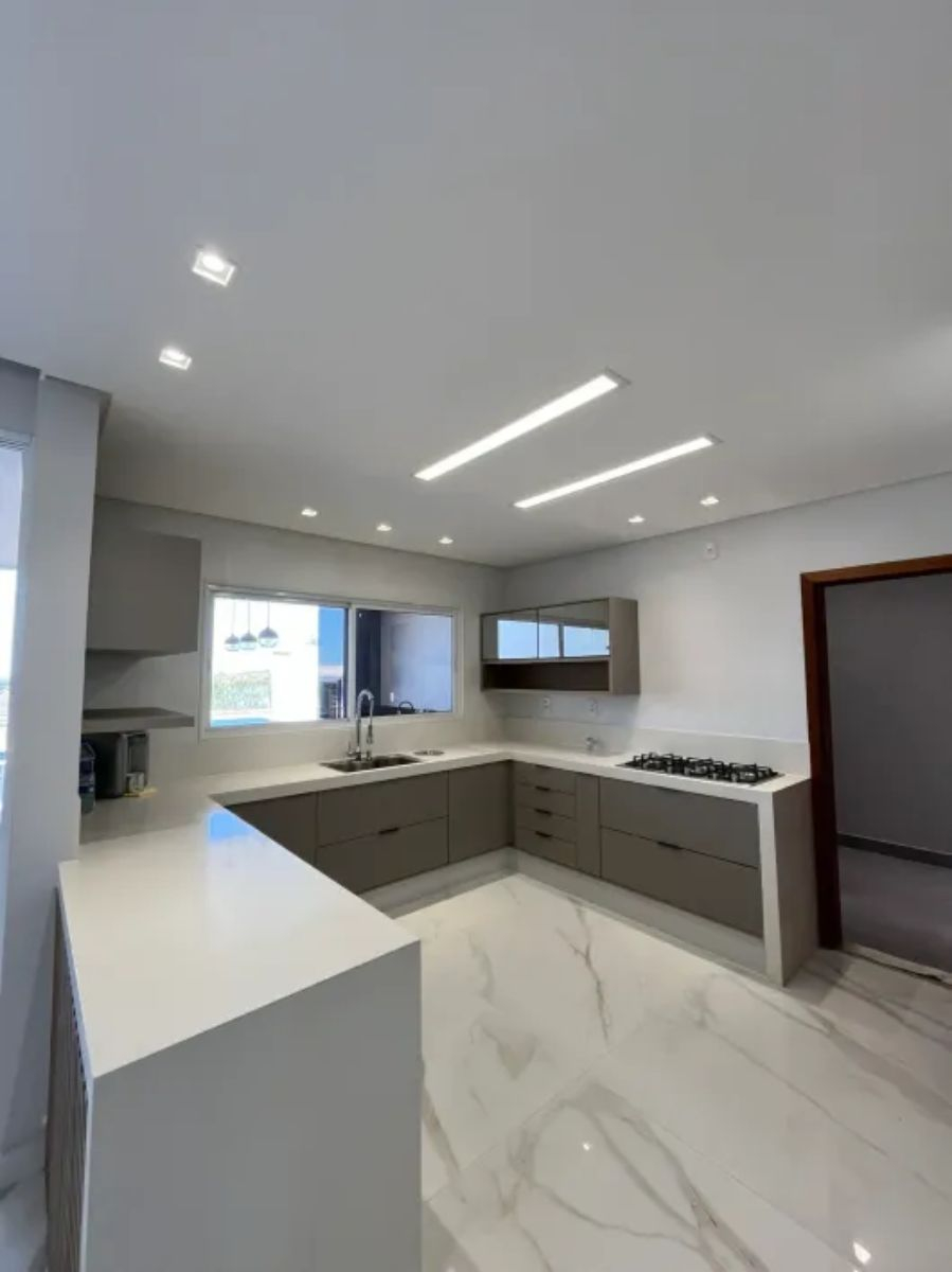 Casa, 4 quartos, 262 m² - Foto 31