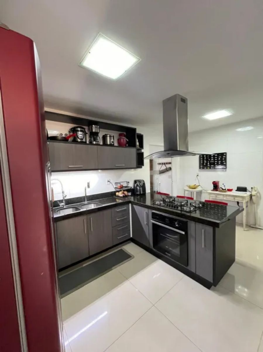 Casa, 5 quartos, 333 m² - Foto 5