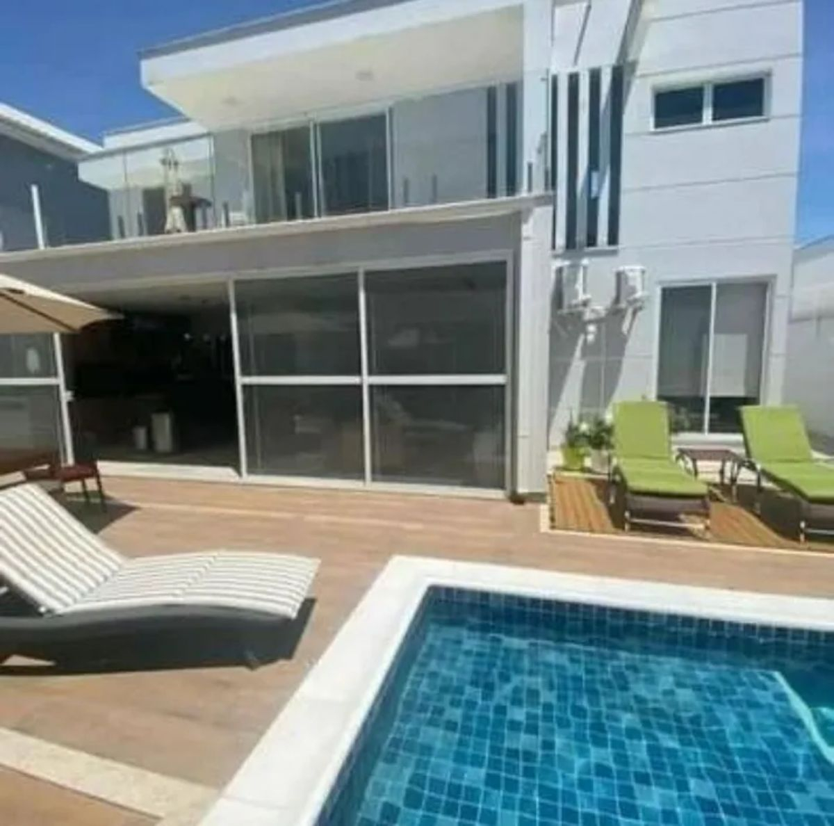 Casa, 3 quartos, 318 m² - Foto 1
