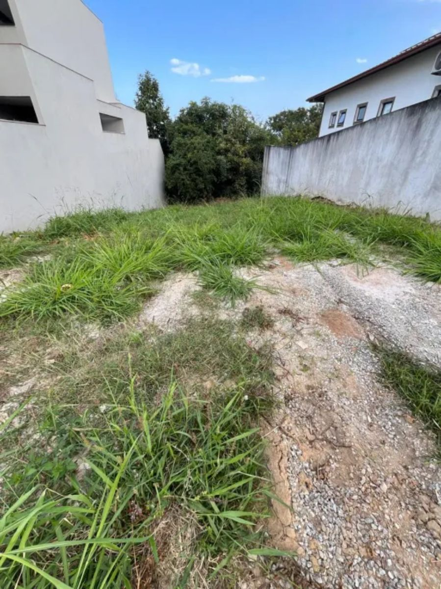 Terreno, 300 m² - Foto 1