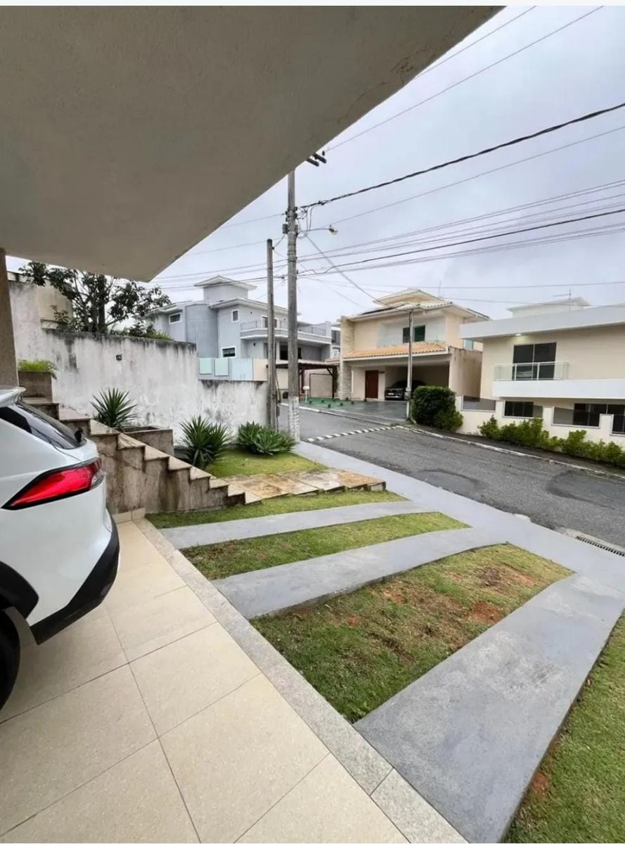 Casa, 4 quartos, 215 m² - Foto 1