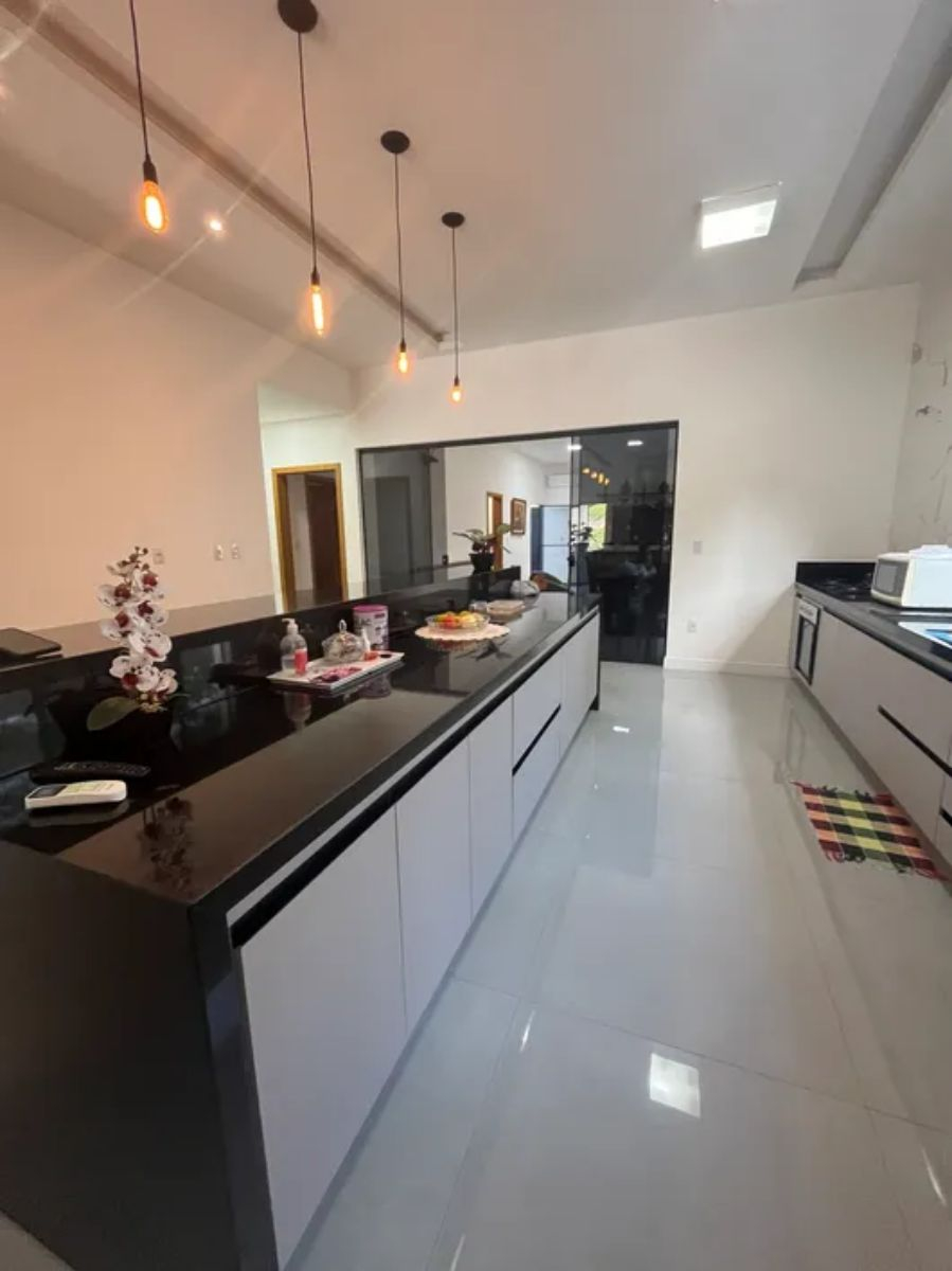 Casa, 4 quartos, 240 m² - Foto 21