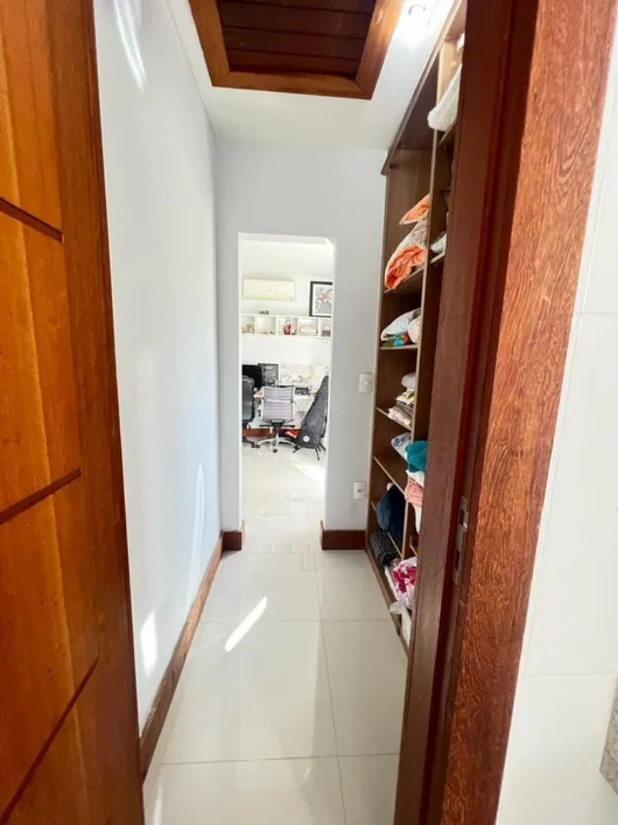 Casa, 5 quartos, 273 m² - Foto 16