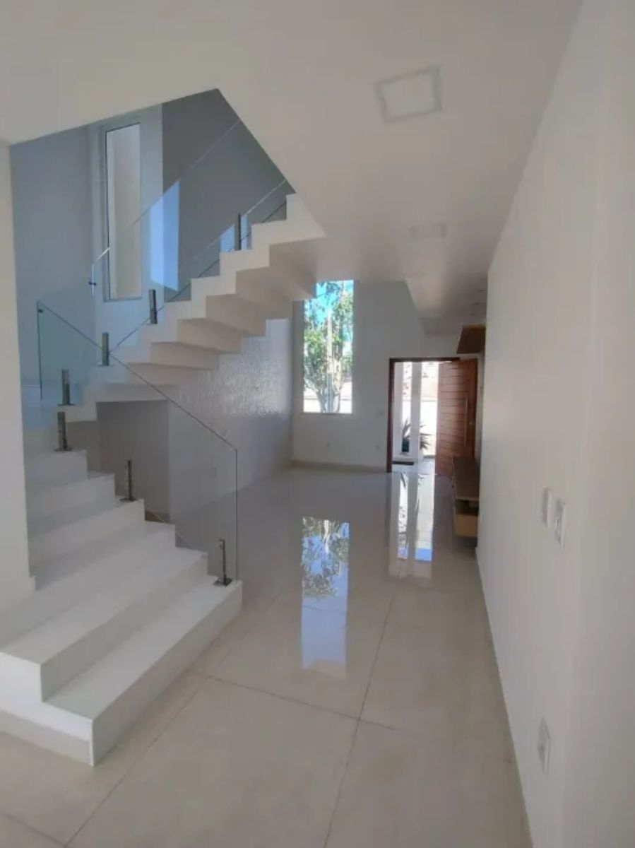Casa, 4 quartos, 229 m² - Foto 3