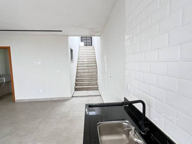 #22-7916 - Casa para Venda em Macaé - RJ - 3