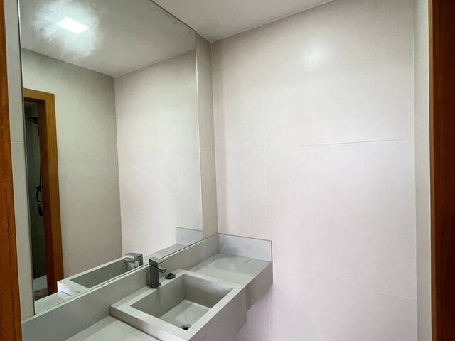 Casa para Venda em Macaé - 5