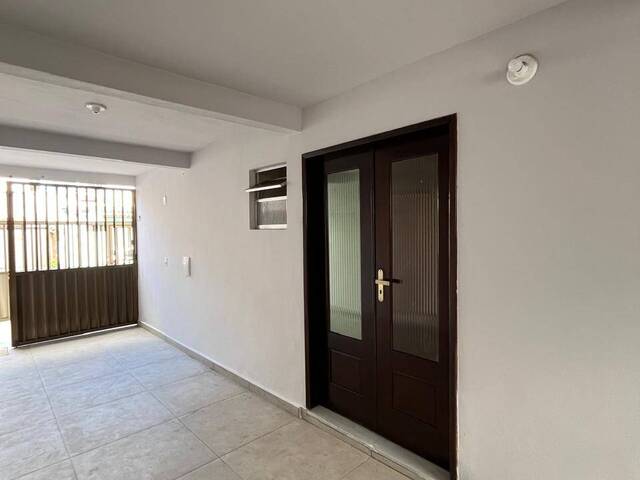 Casa para Venda em Macaé - 3
