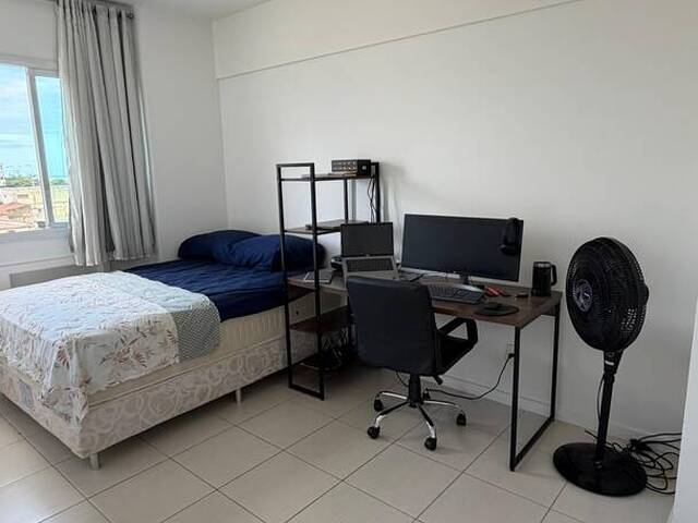 Apartamento para Venda em Macaé - 5