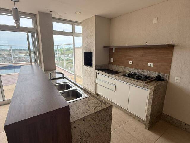 Casa para Locação em Macaé - 3