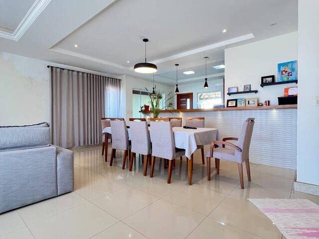 Casa para Venda em Macaé - 5