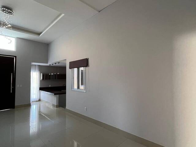 Casa para Venda em Macaé - 4