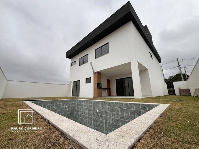 Casa para Venda em Rio das Ostras - 4