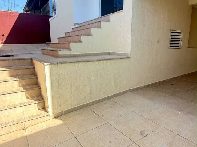 Casa para Locação em Macaé - 4