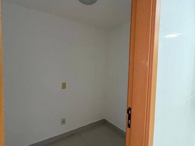 Apartamento para Venda em Macaé - 5