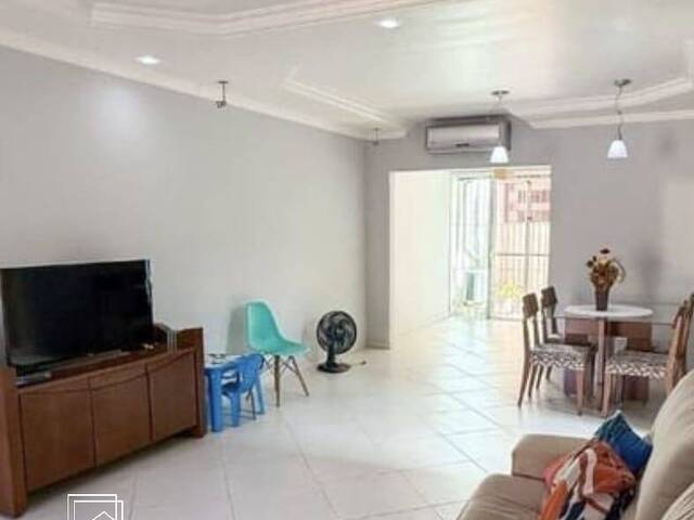 Casa para Venda em Macaé - 5