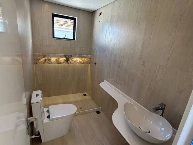 Casa para Venda em Rio das Ostras - 5