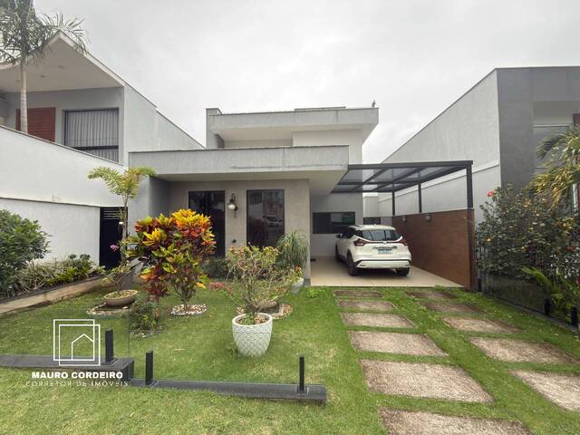 #22 4516 - Casa para Venda em Macaé - RJ - 1