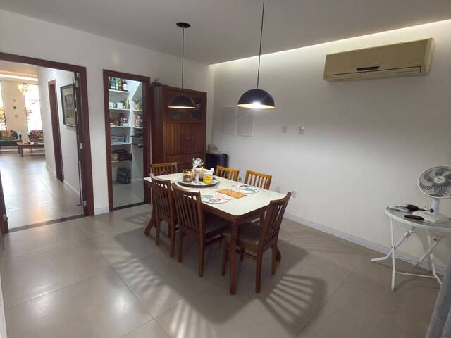Casa para Venda em Macaé - 5