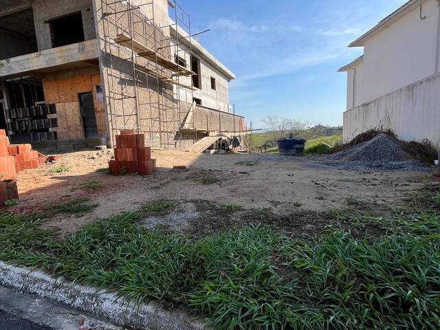 #22 99840 - Área para Venda em Macaé - RJ - 1