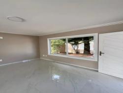 #22-6354/01 - Casa para Venda em Macaé - RJ - 2