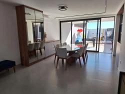 Casa para Venda em Macaé - 4