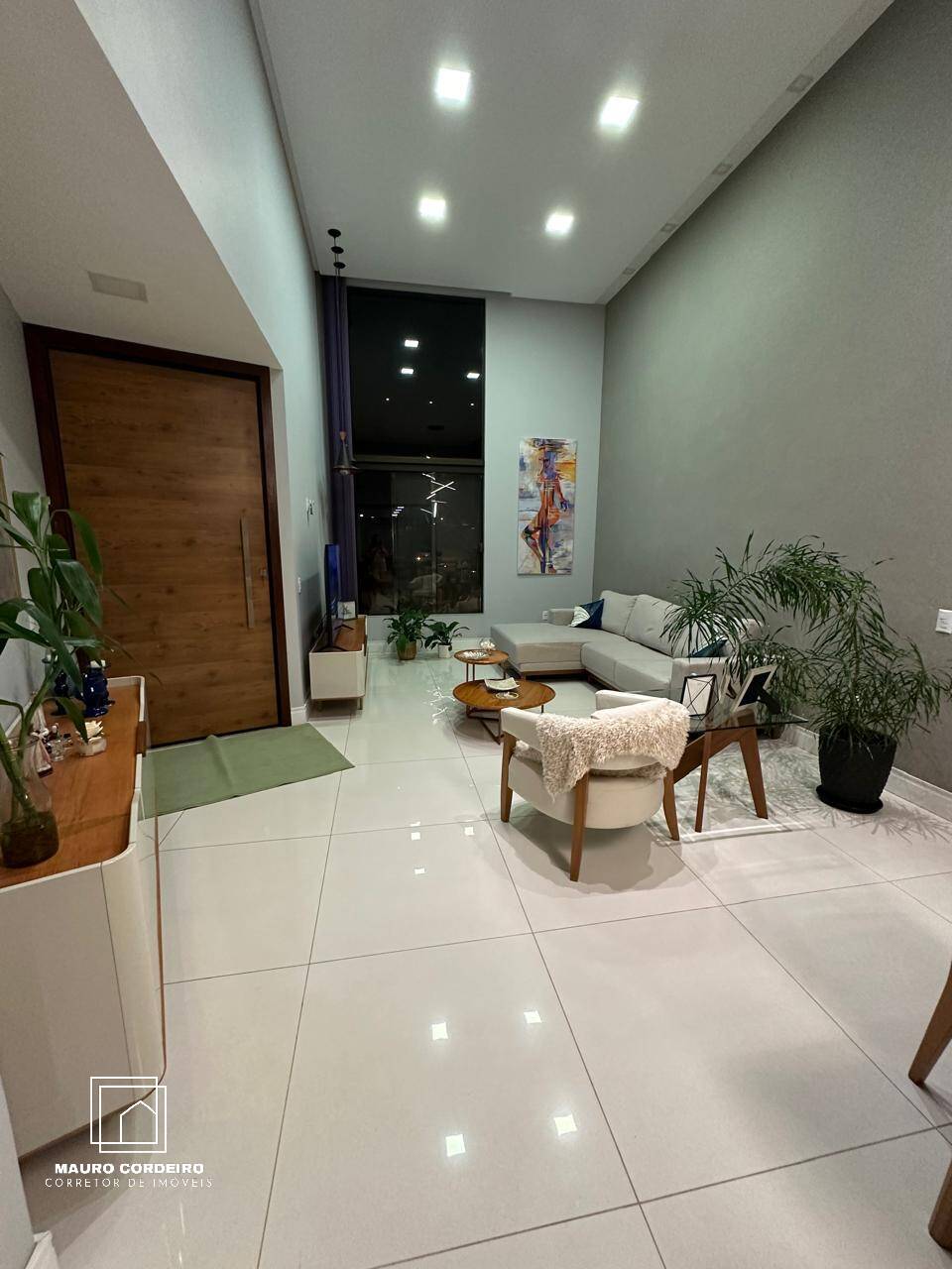 Casa, 4 quartos, 315 m² - Foto 1