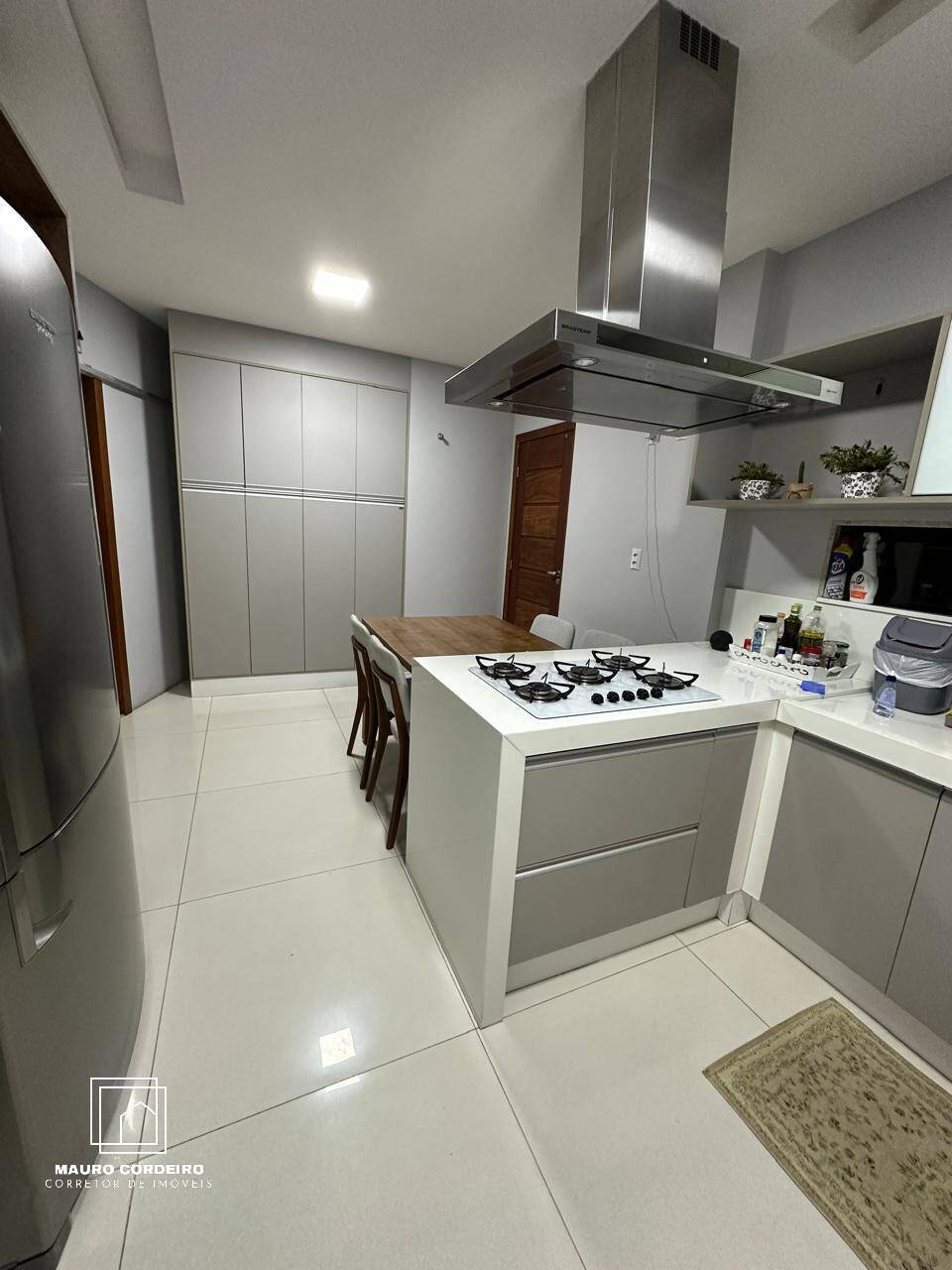 Casa, 4 quartos, 315 m² - Foto 8
