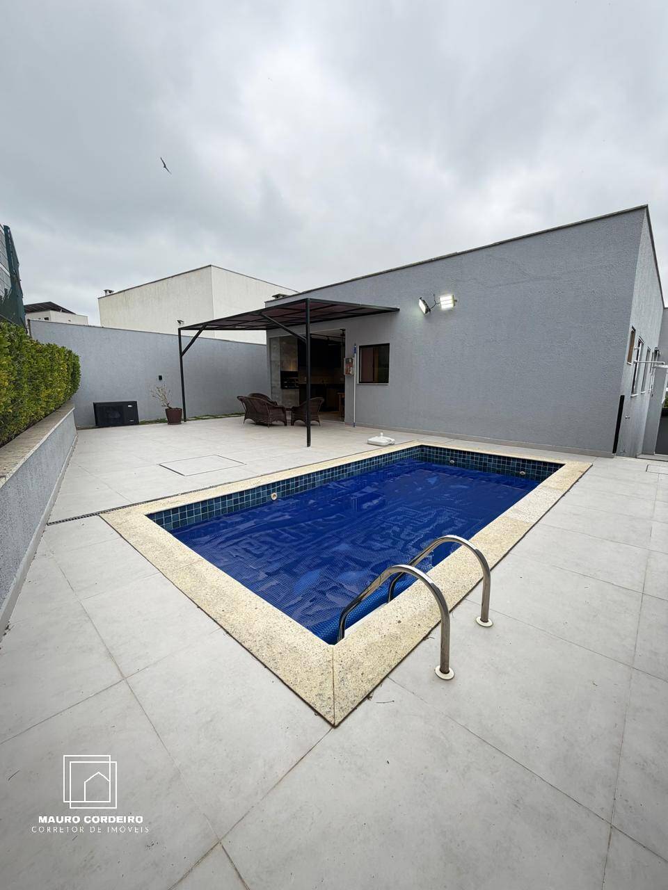 Casa, 3 quartos, 201 m² - Foto 2