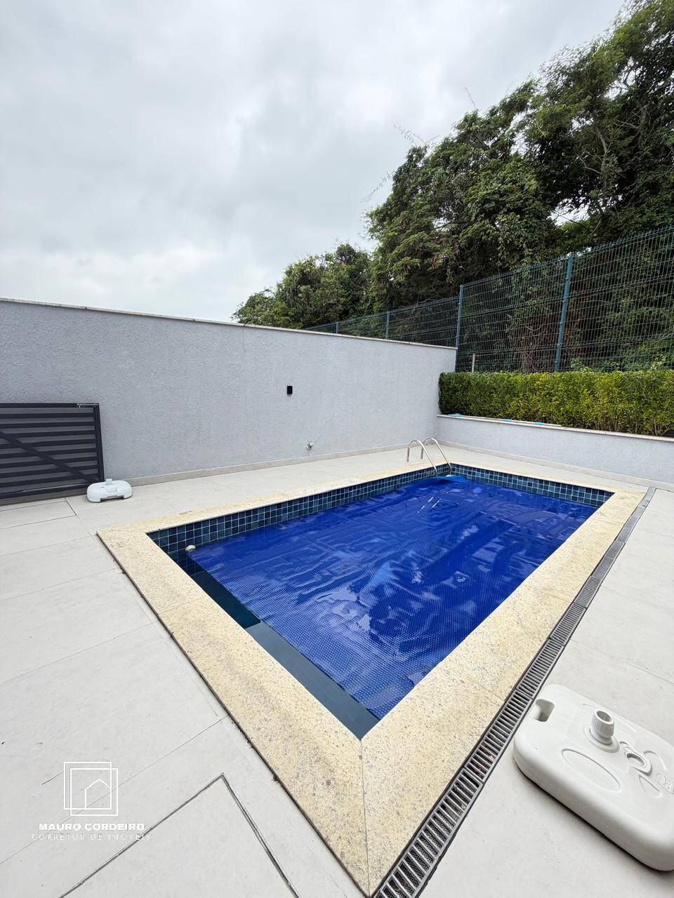 Casa, 3 quartos, 201 m² - Foto 1