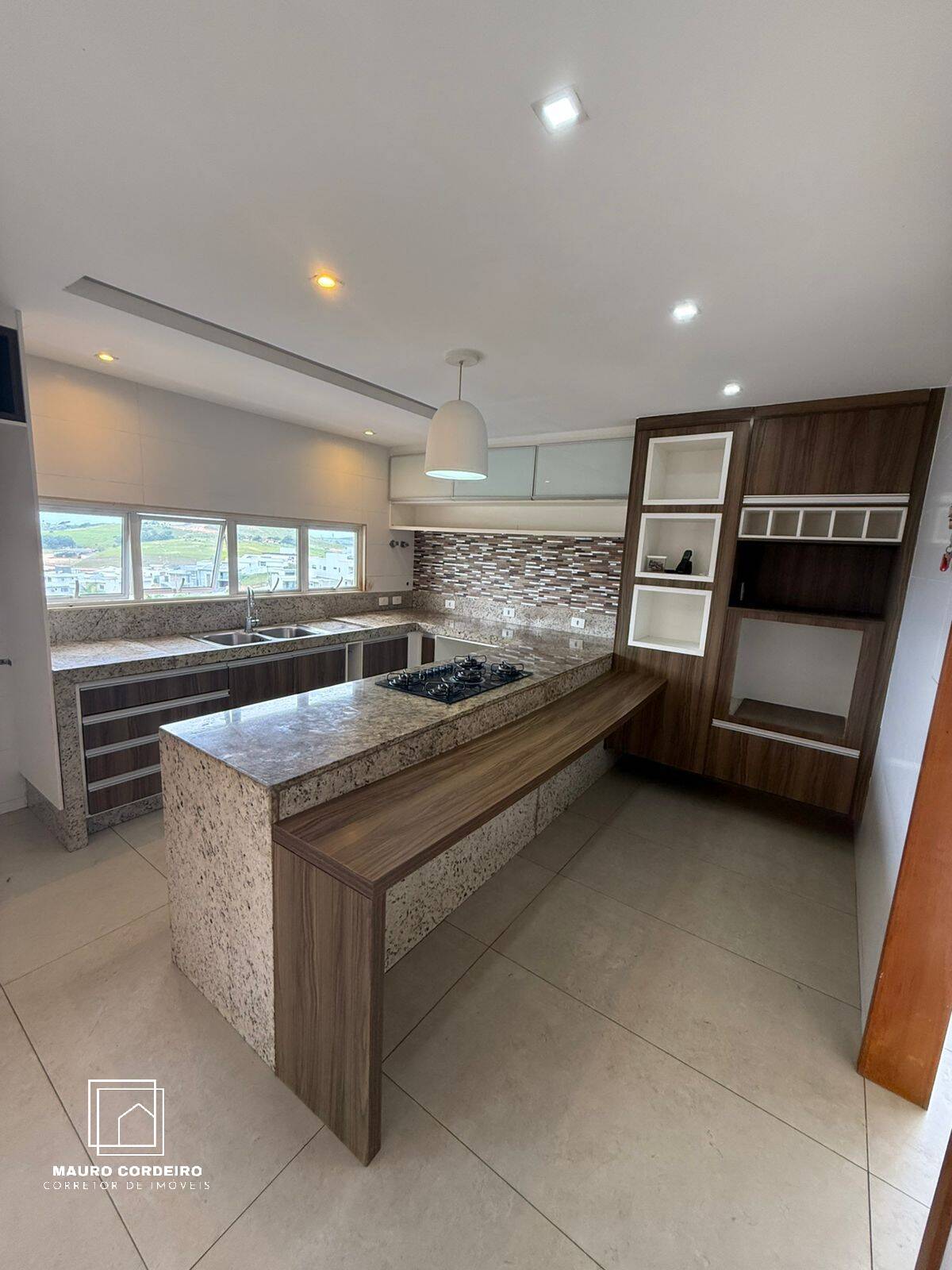 Casa, 4 quartos, 200 m² - Foto 9